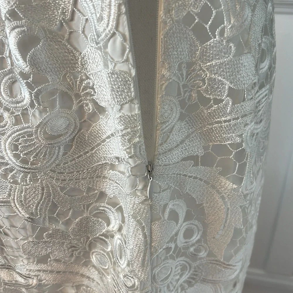 White Lace size 8 Likely women’s Dress - Picture 9 of 11